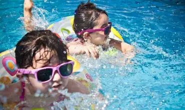 List of Indoor – Outdoor pools in brantford