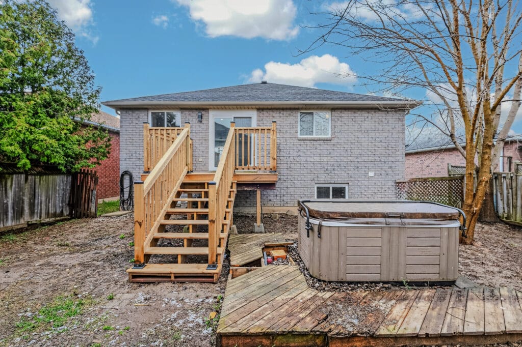 677 Park Rd. N Unit 13