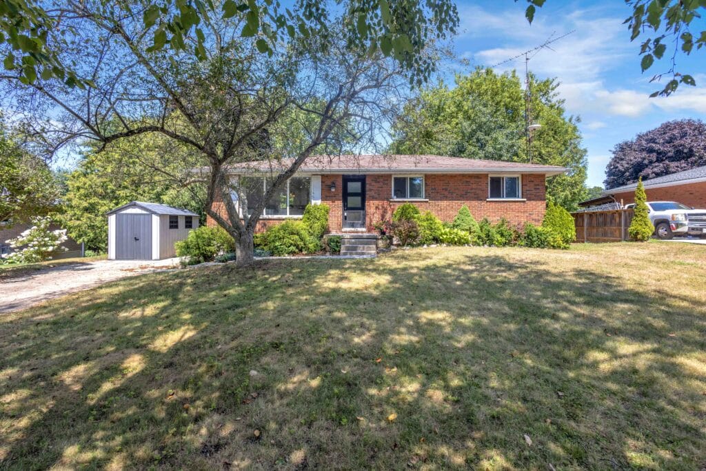 30 Ridgeway Ave.